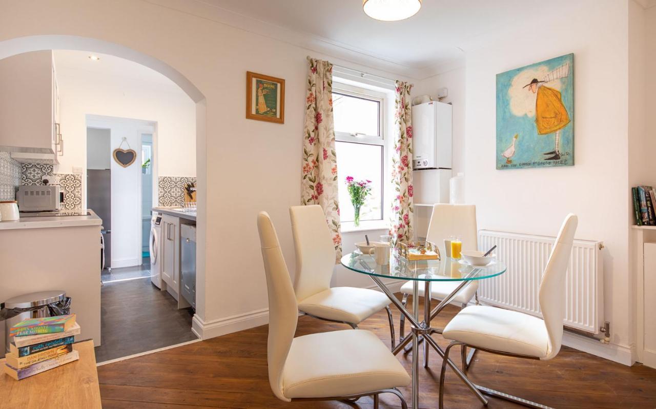Bright 3 Bedroom Townhouse Near City Centre NWI Zewnętrze zdjęcie
